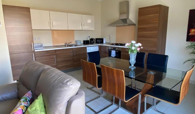 Newly Refurbished Mellieha Central apartment