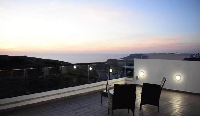 Sunset and Seaview Apartment