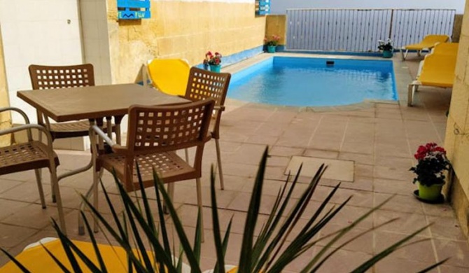 3 bedrooms villa with private pool and wifi at Qala