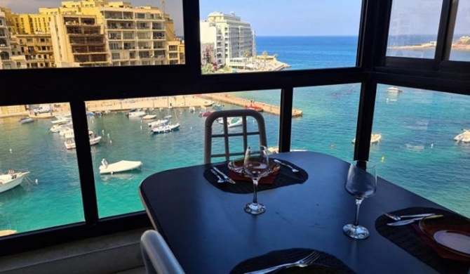 Spinola Bay Sea Front Apt 6