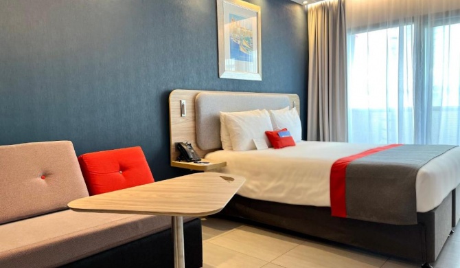 Holiday Inn Express - Malta, an IHG Hotel