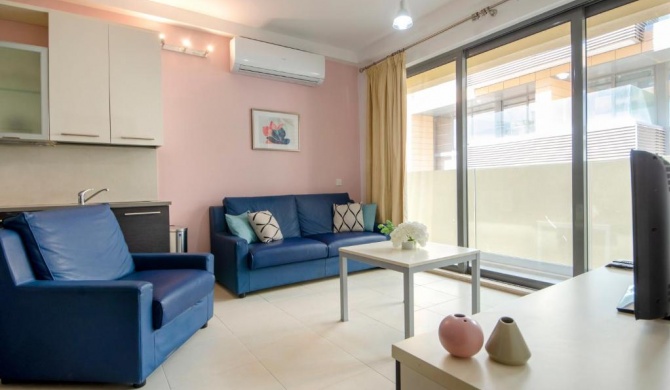 Modern Stylish Apartment - 2 Bedroom & 2 Bathroom Apartment - Spinola Bay, St Julians