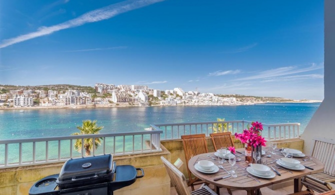 Blue Harbour Seafront 3 bedroom apartment, with spectacular sea views from terrace - by Getawaysmalta