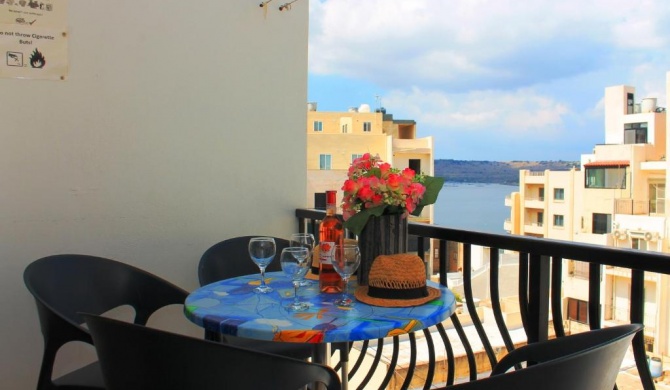 Seashells 2 Bedroom Apartments with terrace, just off the Bugibba promenade - by Getwaysmalta