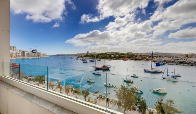 Deluxe Apartment with Valletta and Harbour Views