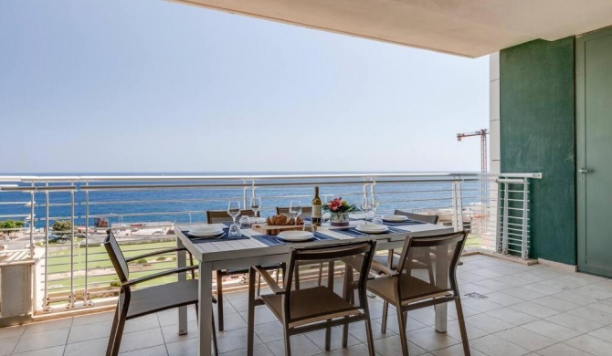 PRIME AREA Seafront 3Bed Sliema with pool FL502