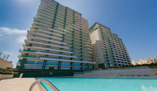 Sliema Seafront with Pool