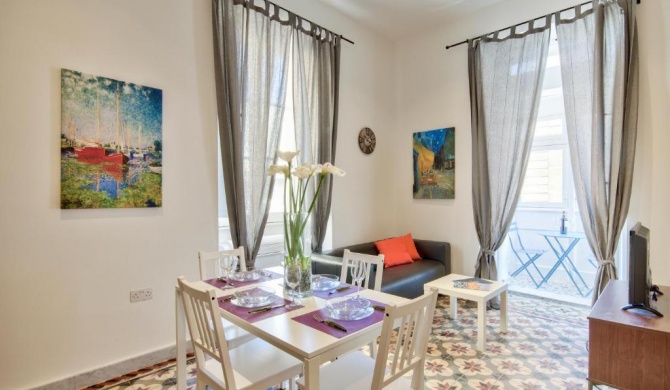 Living in Valletta Central 1-bedroom Apartment