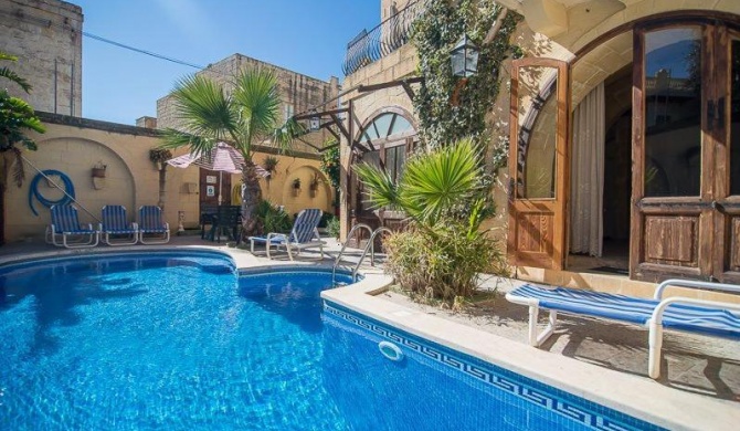 Ta' Nina Holiday Farmhouse with Private Pool in Island of Gozo