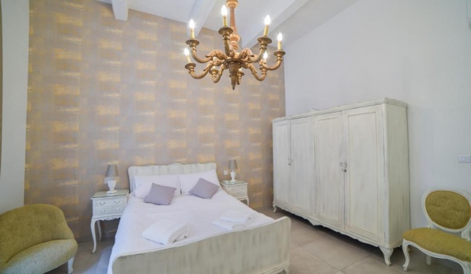 CA2 - Highly Finished Apartment in Valletta