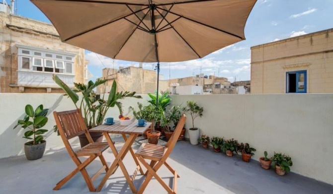 Traditional Maltese Town House in Floriana