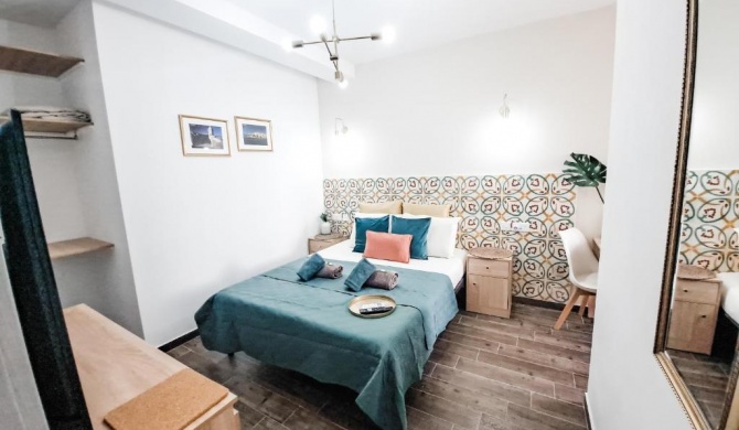 Private Apartment minutes to Sliema Malta, 2 AC's, Netflix