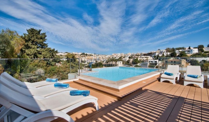 Luxury Villas Malta - Carob Hills resort Villa Goa