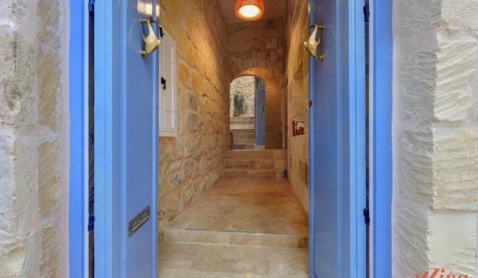 Shambala - 900 year old Quaint House of Character in Victoria Gozo