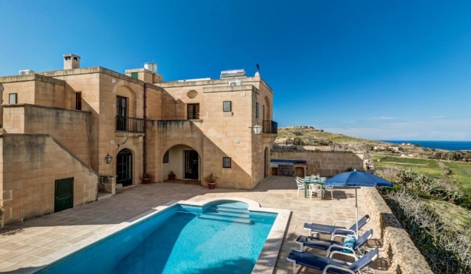 Dar ta' Tonina - 3 Bedroom Villa with Private Pool & Views