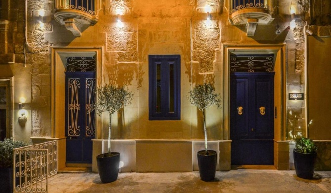 Senglea Suites